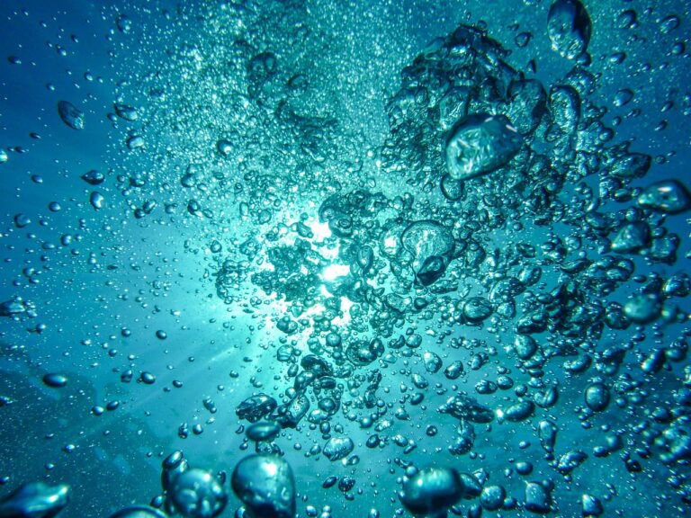 bubbles, laptop wallpaper, water, wallpaper hd, wallpaper 4k, bubbly, bubbling, beautiful nature, air bubbles, beautiful wallpaper, diving, free background, nature background, free wallpaper, underwater, ocean, mac wallpaper, 4k wallpaper 1920x1080, 4k wallpaper, nature, sea, hd wallpaper, nature wallpaper, windows wallpaper, blue, desktop backgrounds, cool backgrounds, full hd wallpaper, background, wallpaper